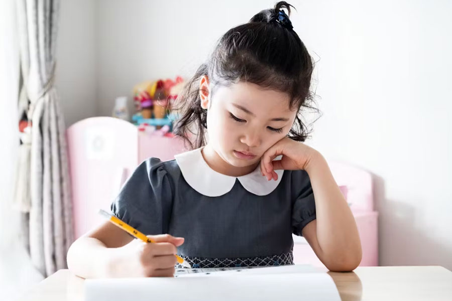 Scary Mommy: Why Is My Super Smart Kid Struggling So Much With School?